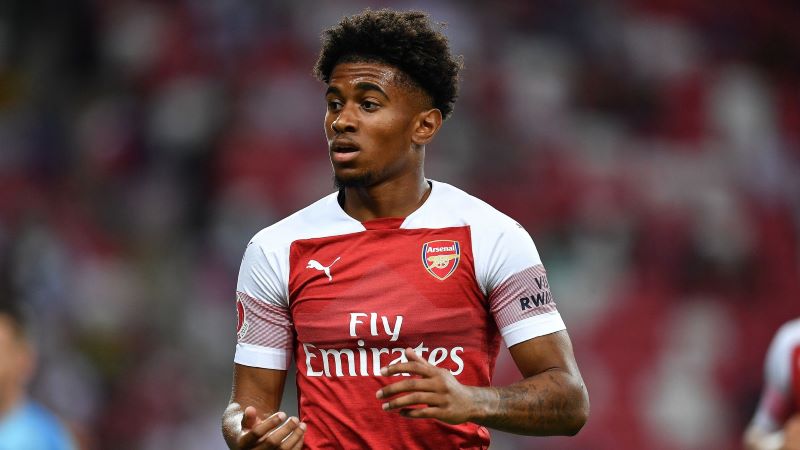 Reiss Nelson trưởng thành từ lò đào tạo trẻ của Arsenal